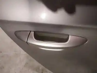 Автозапчасти б/у задняя правая наружная ручка за VOLKSWAGEN PASSAT B6 VARIANT (3C5) 2.0 FSI ссылки OEM IAM   