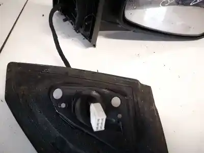 Pezzo di ricambio per auto di seconda mano retrovisore destro per toyota corolla (e11) 2.0 d-4d linea sol riferimenti oem iam e11015440  