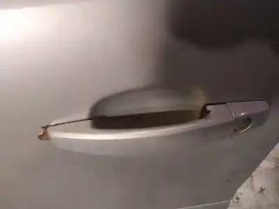 Peça sobressalente para automóvel em segunda mão puxador exterior dianteiro esquerdo por opel zafira b 1.9 cdti referências oem iam 