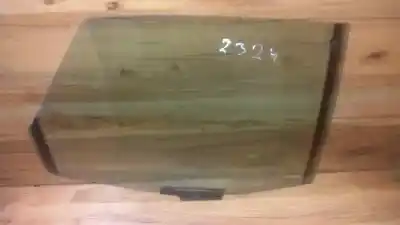 Peça sobressalente para automóvel em segunda mão vidro traseiro direito por audi a6 avant (c4) 1.9 tdi referências oem iam 