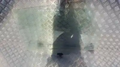 Second-hand car spare part rear left glass window for kia ceed (ed) 1.6 active oem iam references 