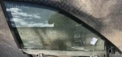 Автозапчастина б/у передній правий місяць для AUDI A4 AVANT (B5) 1.8 Посилання на OEM IAM   