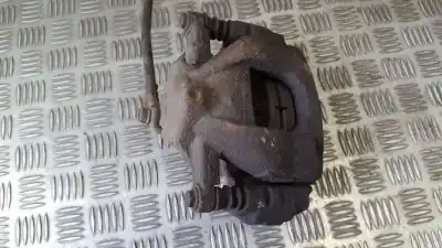 Peça sobressalente para automóvel em segunda mão pinça de travão dianteira esquerda por toyota auris 2.2 d-cat referências oem iam 