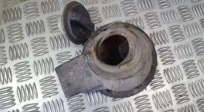 Peça sobressalente para automóvel em segunda mão tampa de combustível por mazda 2 (b2w) 1.4 cd referências oem iam 2u5a9a095aa  2u5a-9a095-aa