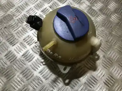 Second-hand car spare part Coolant Expansion Tank for VOLKSWAGEN BORA VARIANT (1J6) 1.9 TDI OEM IAM references 1J0121403B  1J0121403B