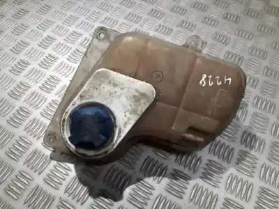 Second-hand car spare part coolant expansion tank for audi a4, b5 1994.11 - 1999.09 1.6 74kw 1994.11 - 2000.10 oem iam references 8d0121403c