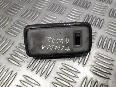 Peça sobressalente para automóvel em segunda mão luz da chapa de matrícula por toyota corolla (e11) 2.0 d-4d linea sol referências oem iam 8125005010