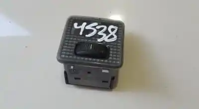 Peça sobressalente para automóvel em segunda mão luz da chapa de matrícula por peugeot partner (s2) 2.0 hdi cat referências oem iam 9607449080