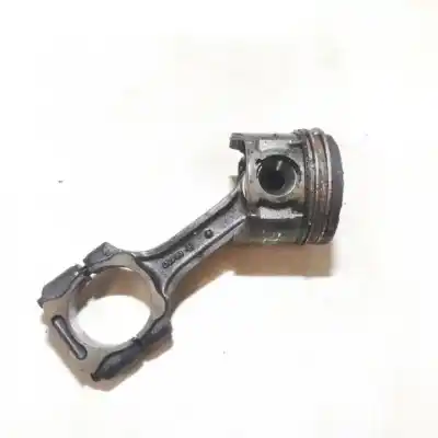 Second-hand car spare part piston for ssangyong rexton / rexton ii (gab_) 2.7 d 4x4 oem iam references 66430  