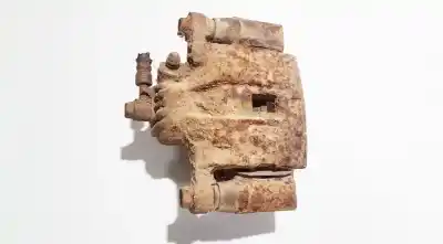 Peça sobressalente para automóvel em segunda mão pinça de travão traseira esquerda por kia sorento 2.4 16v cat referências oem iam 