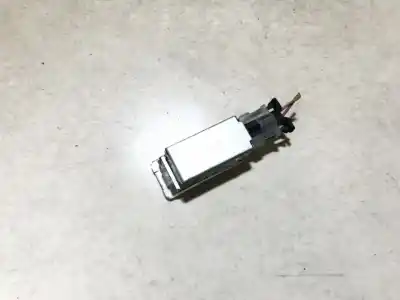 Автозапчастина б/у реєстрація пілот для volkswagen jetta (1k2) 2.0 tdi посилання на oem iam 6l0947565  