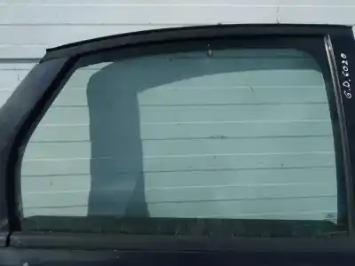 Peça sobressalente para automóvel em segunda mão vidro traseiro direito por ford focus turnier (cb4) 1.6 16v cat referências oem iam 