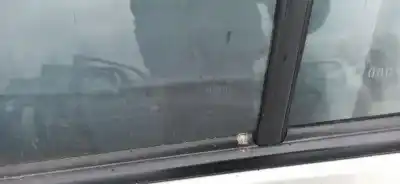 Peça sobressalente para automóvel em segunda mão vidro traseiro esquerdo por toyota corolla (e11) 2.0 d-4d linea sol referências oem iam   