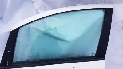 Peça sobressalente para automóvel em segunda mão vidro dianteiro esquerdo por opel zafira b 1.9 cdti referências oem iam 