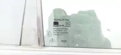 Second-hand car spare part rear right glass window for ssangyong rodius i 2.7 xdi oem iam references   