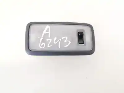 Second-hand car spare part licence plate light for toyota corolla (e11) 2.0 d-4d linea sol oem iam references 8125005010