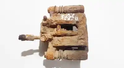 Peça sobressalente para automóvel em segunda mão pinça de travão traseira esquerda por toyota corolla (_e12_) 1.6 vvt-i (zze121_) referências oem iam 