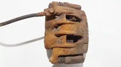 Peça sobressalente para automóvel em segunda mão pinça de travão dianteira esquerda por ford transit mod.2000 caja abierta ft 300 2.0 medio referências oem iam 