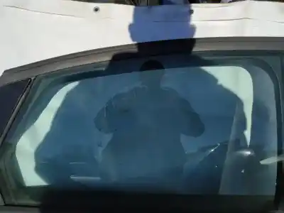 Peça sobressalente para automóvel em segunda mão vidro traseiro direito por ford mondeo iv 1.8 tdci referências oem iam 