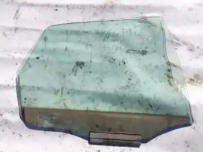 Peça sobressalente para automóvel em segunda mão vidro traseiro direito por opel vectra b caravan 2.0 dti referências oem iam 