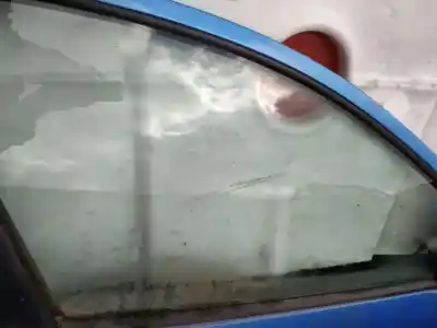 Peça sobressalente para automóvel em segunda mão vidro dianteiro direito por peugeot 206+ 1.4 referências oem iam 