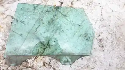 Peça sobressalente para automóvel em segunda mão vidro traseiro esquerdo por volvo v50 (545) 2.0 d referências oem iam 