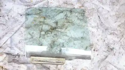 Second-hand car spare part rear right glass window for mazda 323 1.5 g 16v/25 (egi dohc) oem iam references 