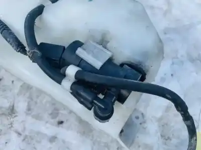 Second-hand car spare part washer pump for volvo v50 (545) 1.6 d oem iam references 