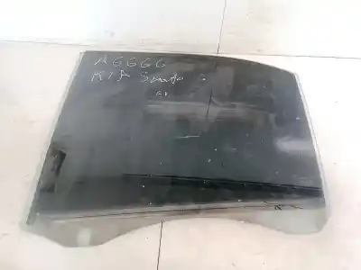 Second-hand car spare part rear left glass window for kia sorento 2.5 crdi ex oem iam references 