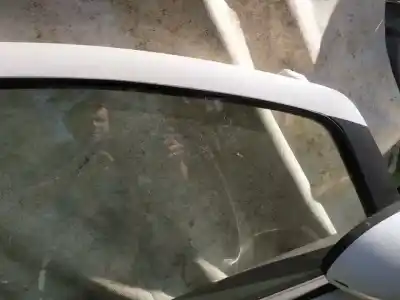 Автозапчастина б/у передній правий місяць для opel corsa c 1.2 16v cat (z 12 xep / lb4) посилання на oem iam   
