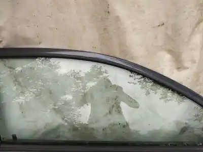 Автозапчастина б/у передній правий місяць для opel corsa c 1.2 16v cat (z 12 xep / lb4) посилання на oem iam 