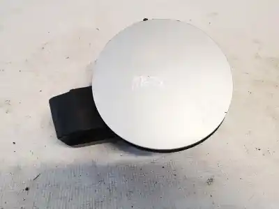 Pièce détachée automobile d'occasion bouchon du réservoir d'essence pour hyundai i30 1.6 crdi cat références oem iam 695132l000