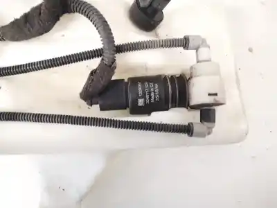 Pièce détachée automobile d'occasion POMPE D'EAU DE NETTOYAGE DU PARE BRISE pour OPEL INSIGNIA A (G09)  Références OEM IAM 13250357  3240117