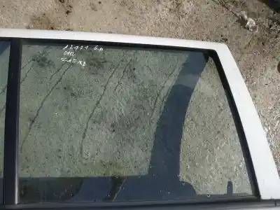 Peça sobressalente para automóvel em segunda mão vidro traseiro direito por opel zafira a 2.0 dti referências oem iam 