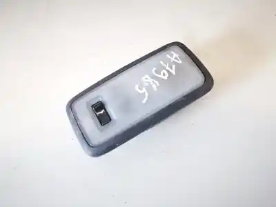 Second-hand car spare part licence plate light for toyota corolla (e12) 2.0 d-4d sol berlina oem iam references 8125005010