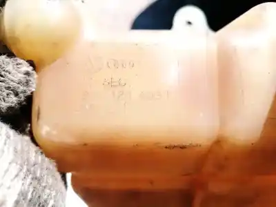 Second-hand car spare part coolant expansion tank for audi a4 avant (b5) 1.9 tdi oem iam references 8d0121403l  