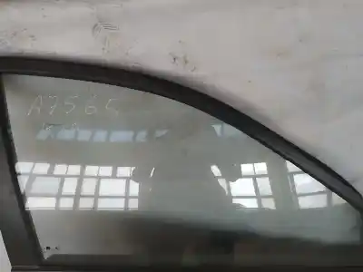 Peça sobressalente para automóvel em segunda mão vidro dianteiro direito por kia carens 2.0 crdi ex monovolumen referências oem iam 
