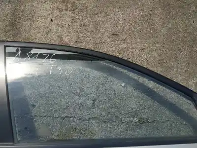 Peça sobressalente para automóvel em segunda mão vidro dianteiro direito por hyundai i30 1.6 crdi cat referências oem iam 