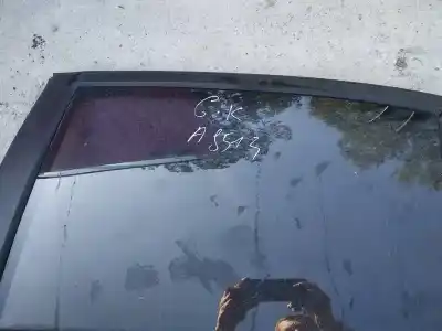 Piesă de schimb auto la mâna a doua geam stanga spate pentru kia rio 1.5 crdi referințe oem iam 