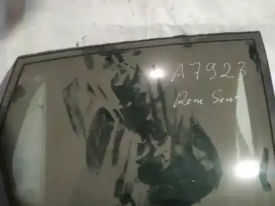 Peça sobressalente para automóvel em segunda mão vidro traseiro direito por renault scenic ii 1.5 dci diesel referências oem iam 