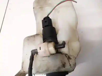 Second-hand car spare part washer pump for skoda octavia combi (1u5) 1.9 tdi oem iam references  Second-hand car spare part washer pump for skoda octavia combi (1u5) 1.9 tdi oem iam references