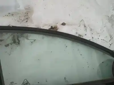 Peça sobressalente para automóvel em segunda mão vidro dianteiro direito por kia ceed (ed) 1.6 crdi 115 referências oem iam 