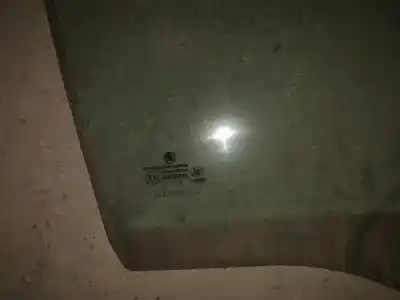 Автозапчастина б/у задне праве скло для skoda octavia combi (1z5) 1.9 tdi dpf посилання на oem iam   