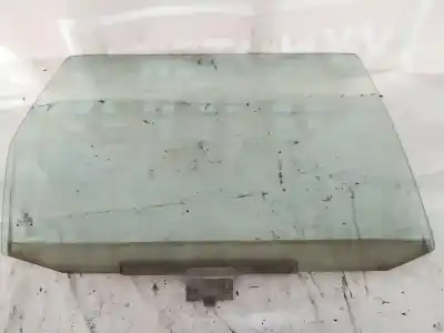 Peça sobressalente para automóvel em segunda mão vidro traseiro direito por volkswagen passat variant (315) 1.8 referências oem iam 