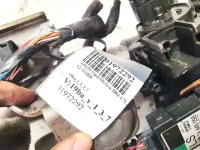 Second-hand car spare part steering column for opel meriva b 1.7 16v cdti oem iam references   