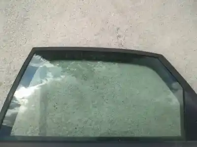 Peça sobressalente para automóvel em segunda mão vidro traseiro esquerdo por audi a4 avant (8e) 2.5 tdi (120kw) referências oem iam as2