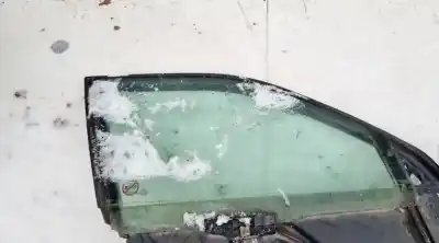 Pezzo di ricambio per auto di seconda mano luna anteriore destra per audi a6 avant (c4) 2.5 tdi riferimenti oem iam 43r001025