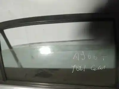 Peça sobressalente para automóvel em segunda mão vidro traseiro direito por toyota corolla (e12) 2.0 d-4d linea luna berlina referências oem iam 