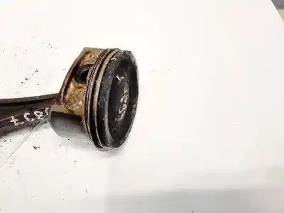 Second-hand car spare part piston for chevrolet captiva 2.4 cat oem iam references   