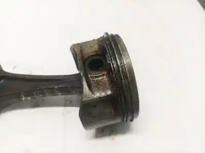 Second-hand car spare part piston for chevrolet captiva 2.4 cat oem iam references   